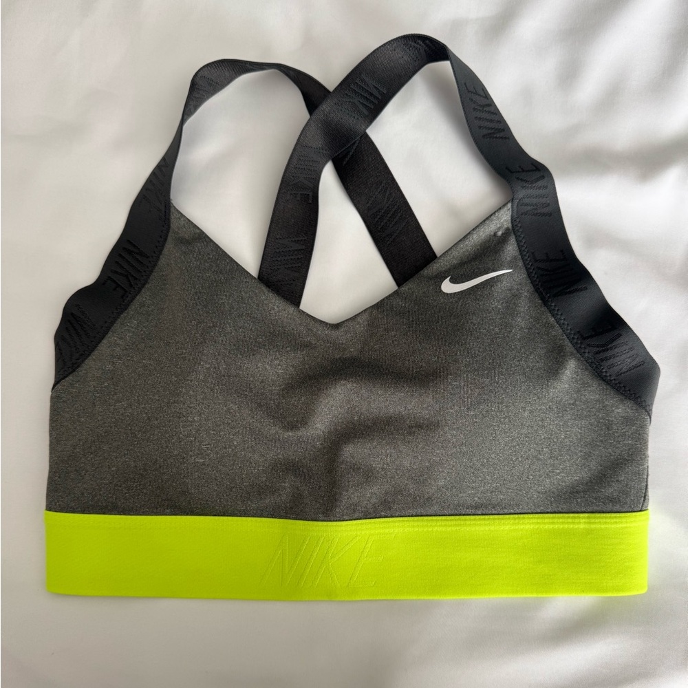 Nike Pro Indy Logo Sports Bra